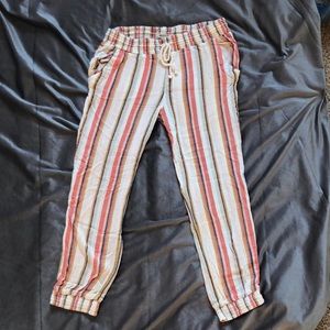 I’m selling this Medium Ripcurl beach joggers.